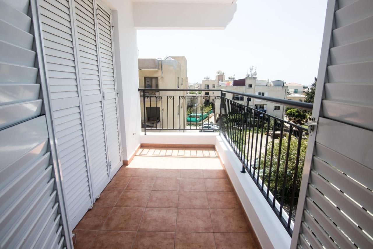 Amelia Two Bedroom Apartment - 202 Paphos Bagian luar foto